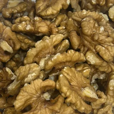 walnut kernels.webp